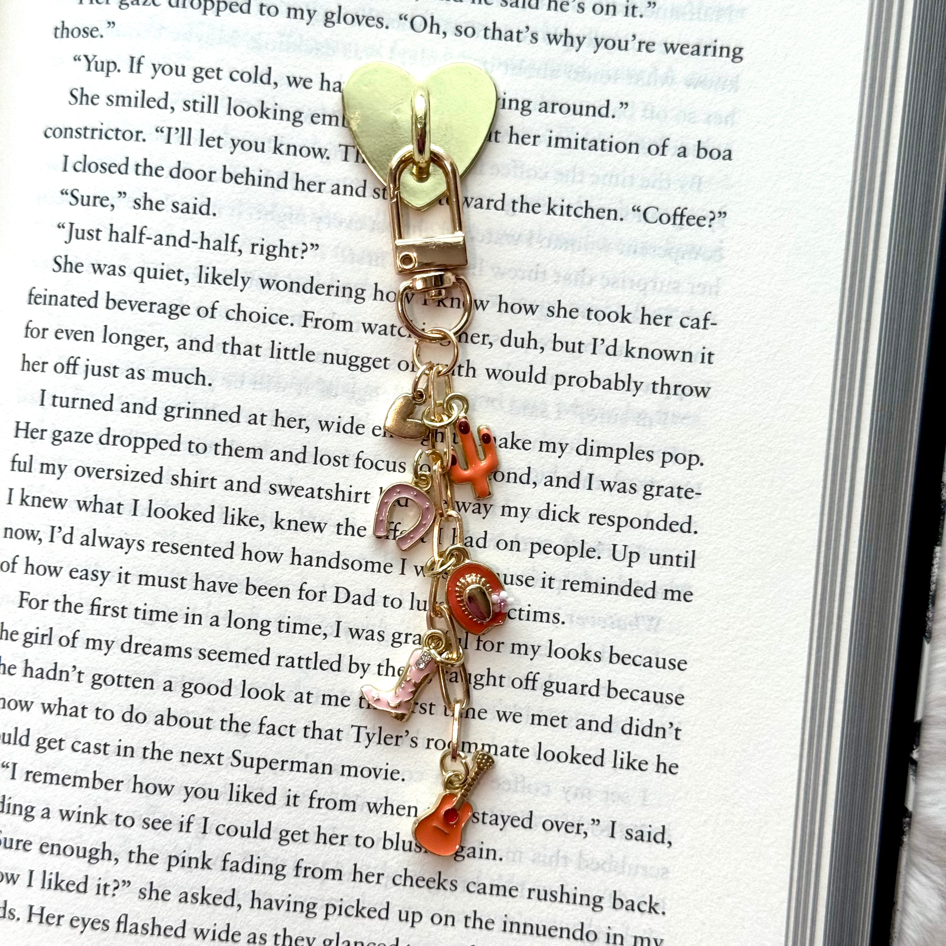 Country Romance Charm